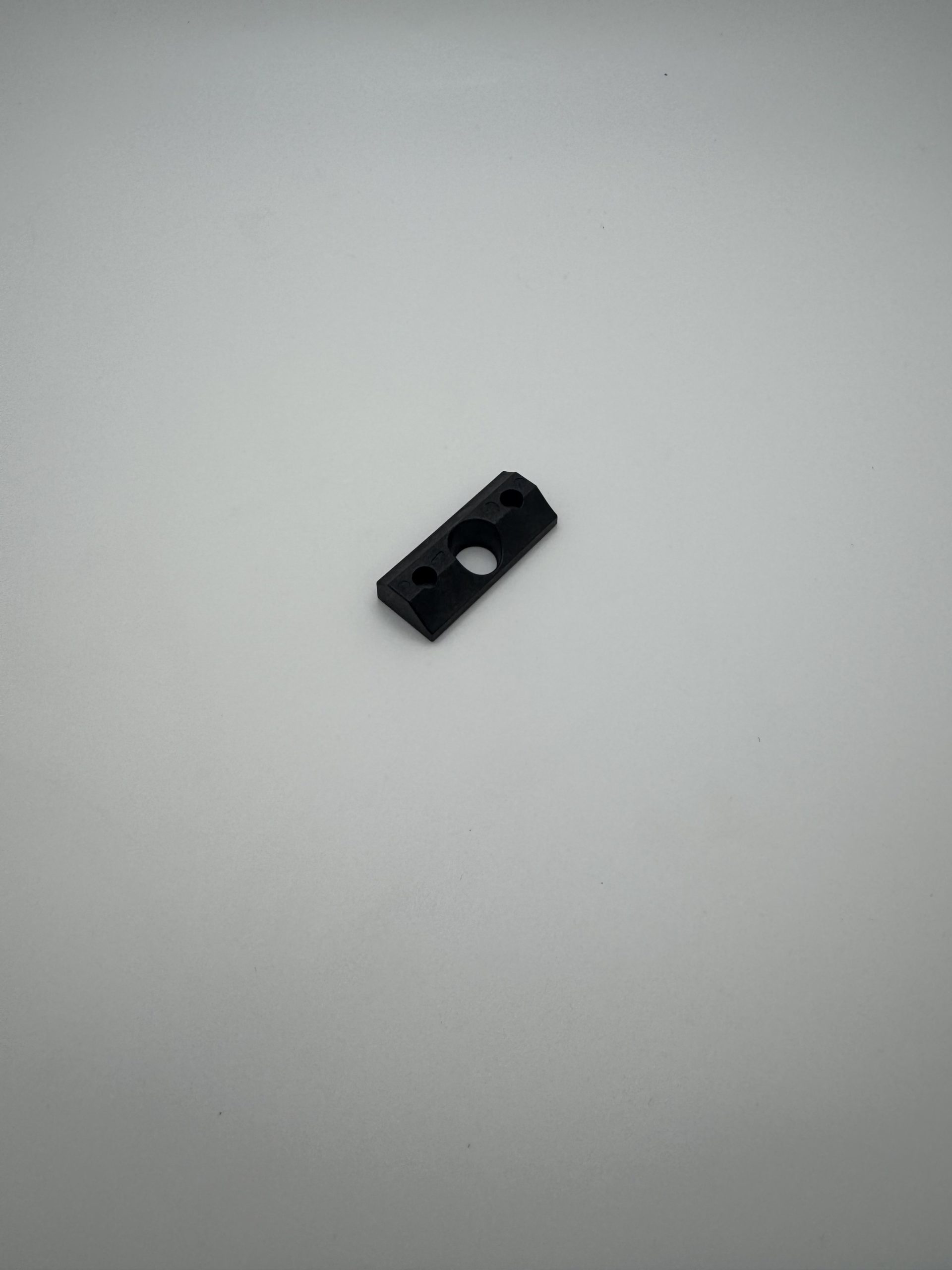 1001677 Rev B,Forend Bumper,Right