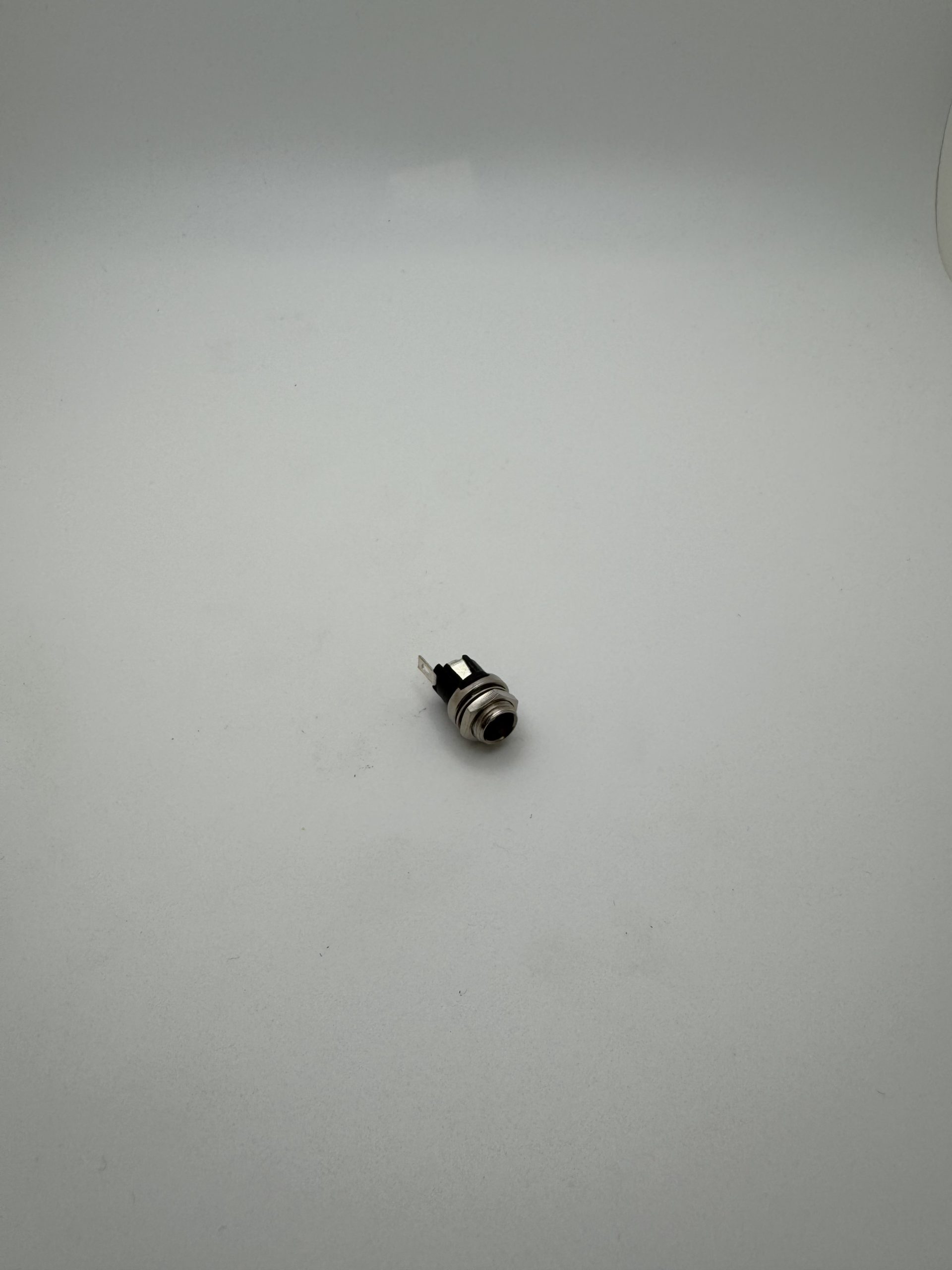 DC JACK,EJ501B