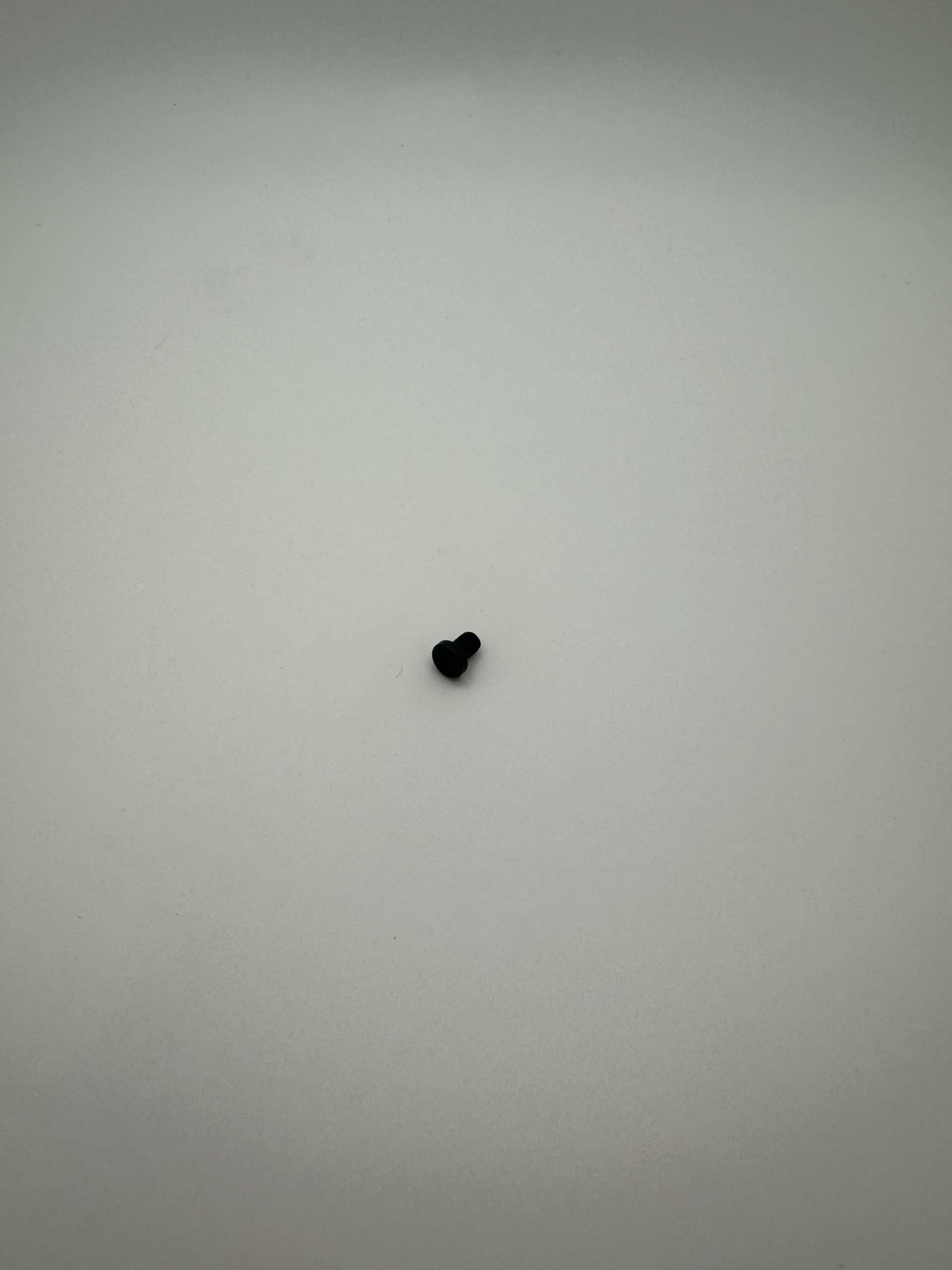 Screw,8-32X0.25, Low Socket Hd,Black Oxide,w/Patch