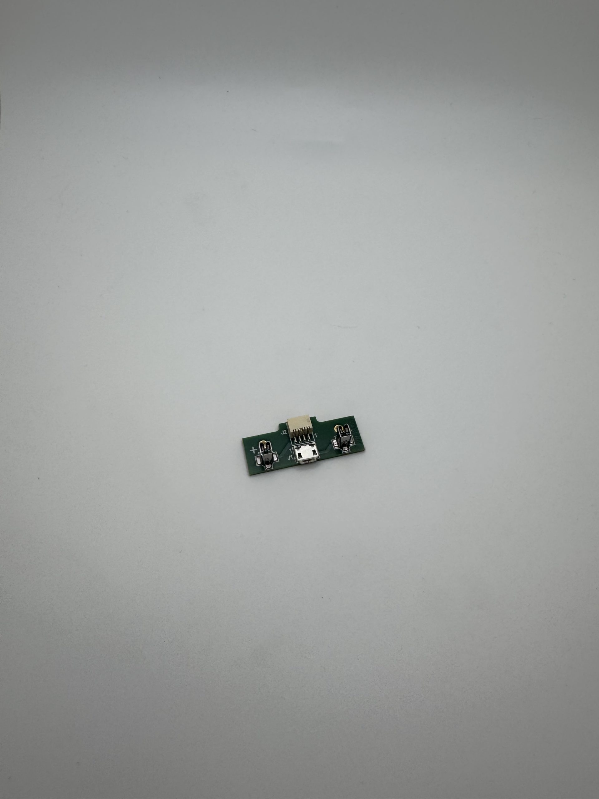 900-0113132 Rev 0;HeroBlast USB Charging Bd